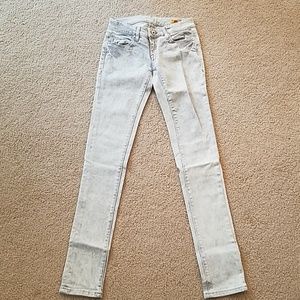 Blank stonewash skinny jean